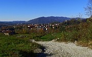 46 Da via Cava di sopra sguardo su Cisano